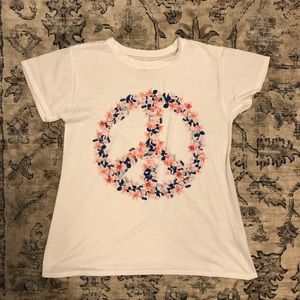 Show me your MuMu graphic tee